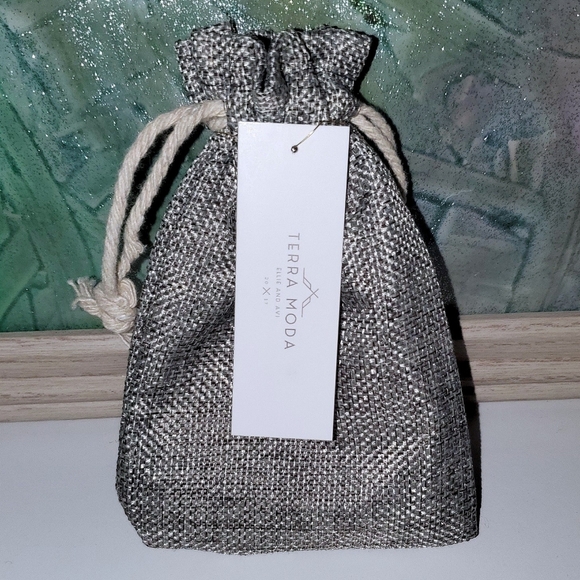 Crystal Quartz Chakra Healing Necklace - Picture 8 of 10